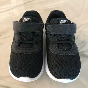 Nike Kids Black Mesh Sneakers